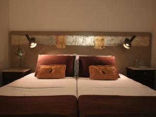 Vrabac Guesthouse Barcellona Esterno foto