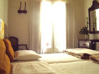 Vrabac Guesthouse Barcellona Esterno foto