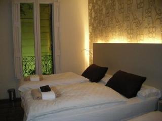 Vrabac Guesthouse Barcellona Esterno foto